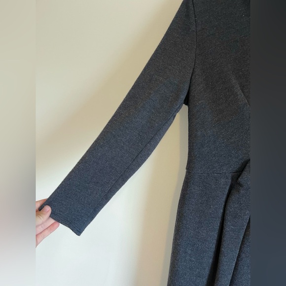 AKRIS Gray Wool 3/4 Sleeve Dress- Size US 6 - Picture 6 of 9
